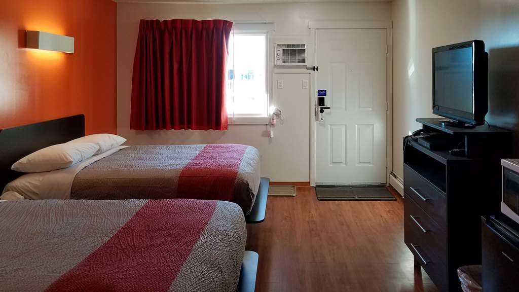 Motel Bo-Camrose, Ab Room photo