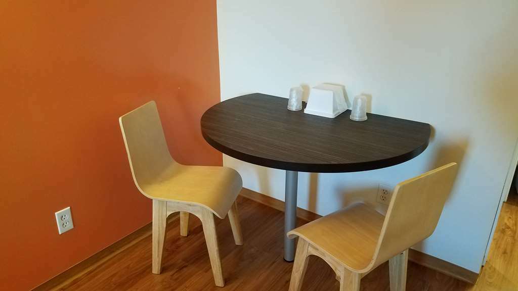 Motel Bo-Camrose, Ab Room photo