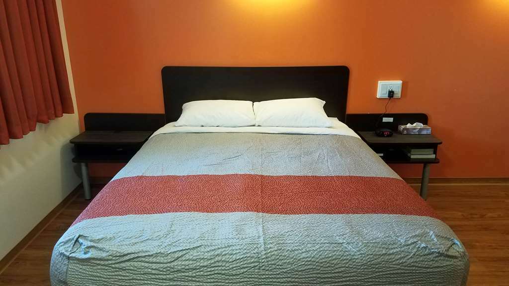 Motel Bo-Camrose, Ab Room photo